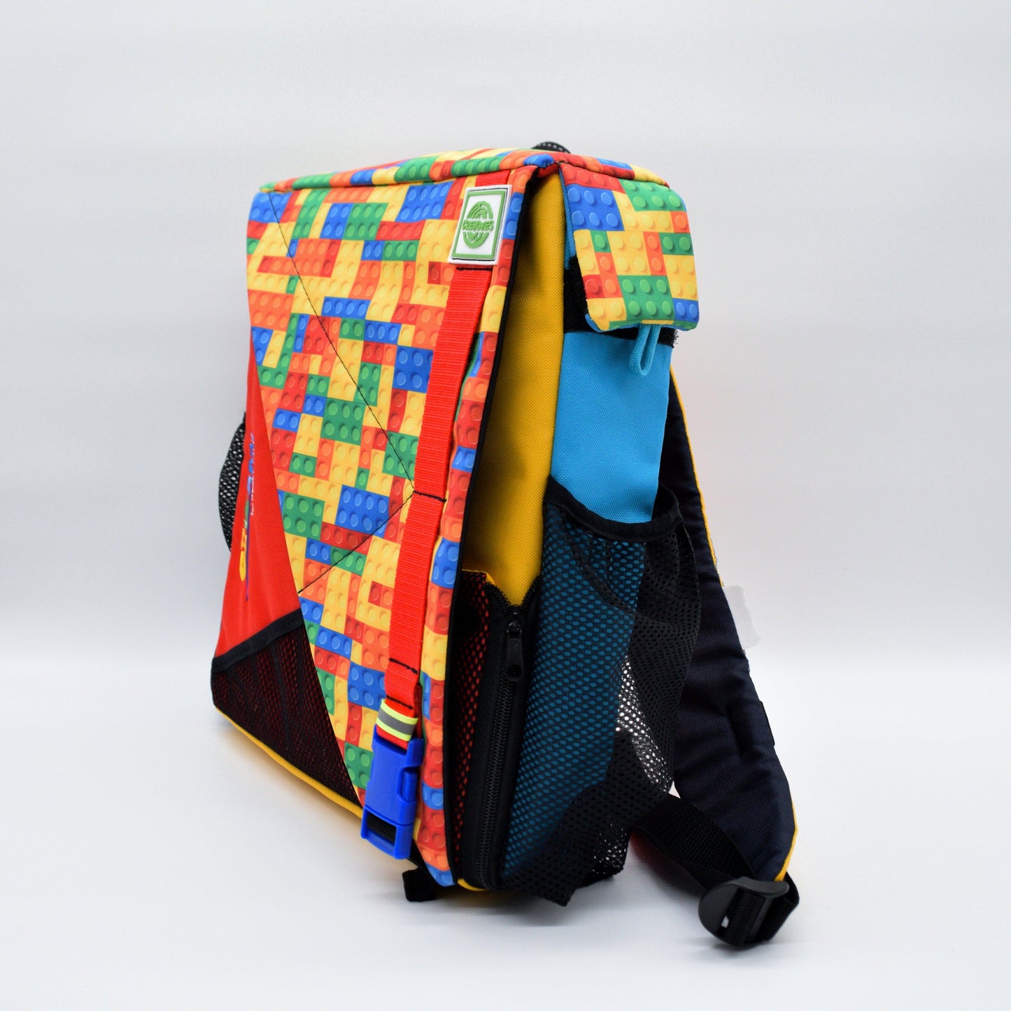 Origami backpack - Lego style by Creyones, Backpack